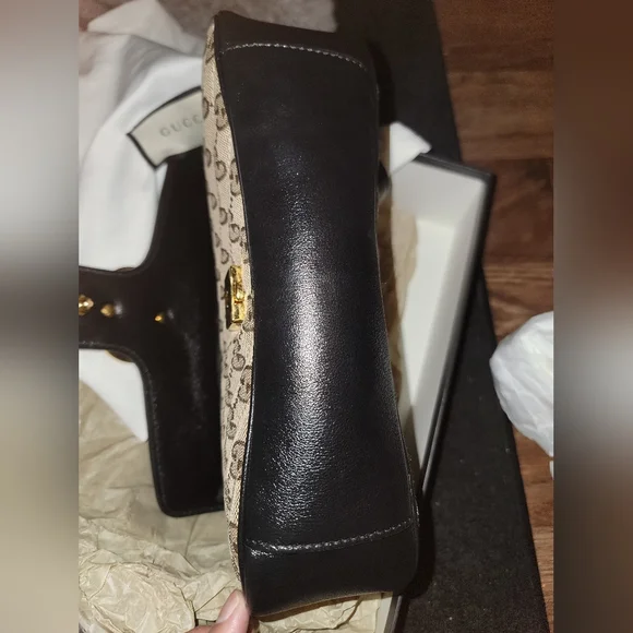 Authentic Gucci GG Marmont Matelasse Small Bag 443497 - Picture 3 of 14